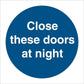 Sign IMO Close these doors at night 106117 - Sikkerhedsgiganten