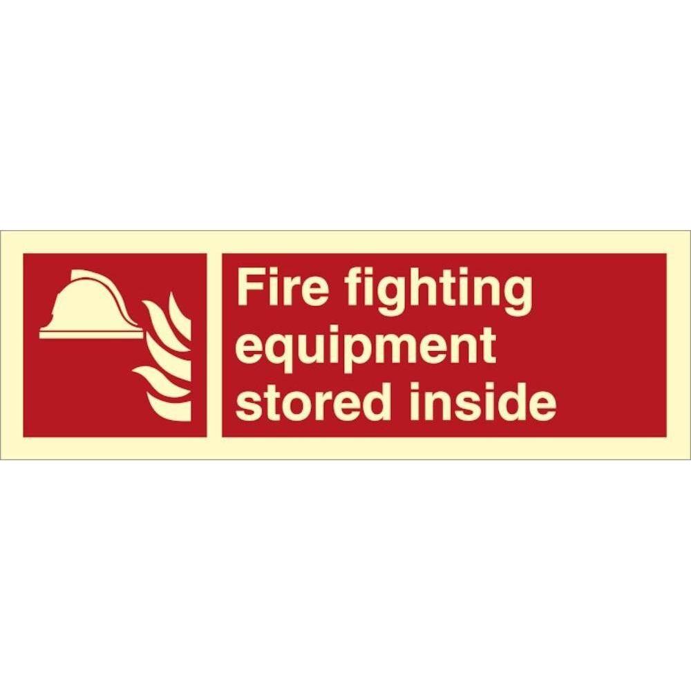 Sign IMO Fire fighting equipment stored inside 105059 - Sikkerhedsgiganten