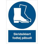 Skilt Skridsikkert fodtøj påbudt P210 - Sikkerhedsgiganten